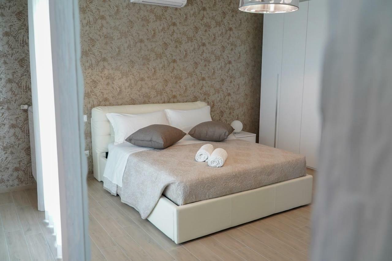 Bed and Breakfast Wojtyla Airport Бари Экстерьер фото